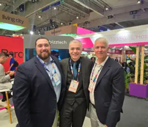 Love crossing paths with inspiring people in the hashtag#SmartCity industry.